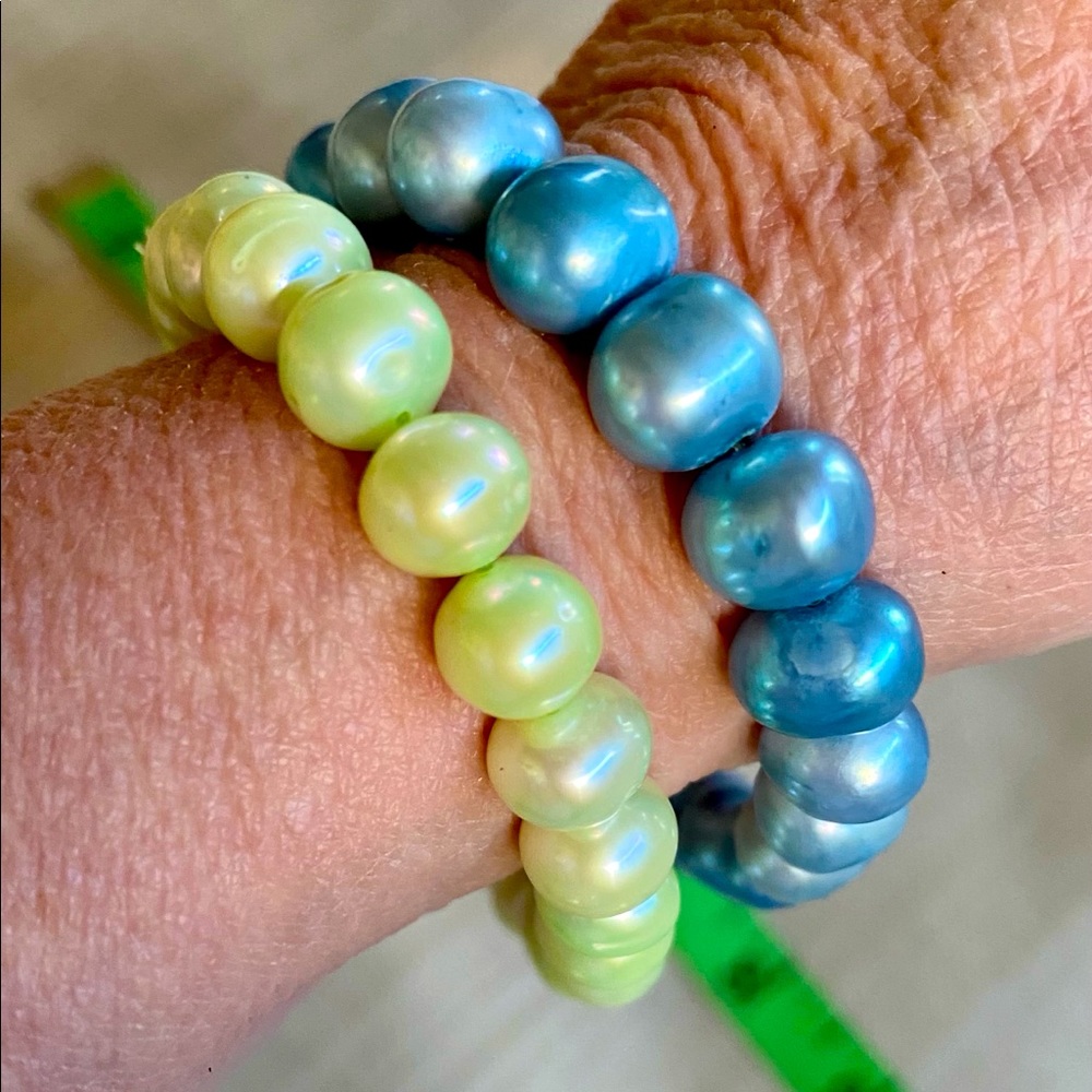 SOLD Bracelets.  Stunning cultured pearls.SOLD - Picture 3 of 7
